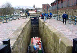 Entering the locks behind Melbourne Street.